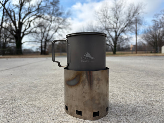 Toaks Windscreen Stand, Alcohol stove and Pot-750 Combo